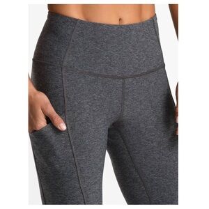 The North Face Women's Motivation High Rise Pocket Leggings Yoga